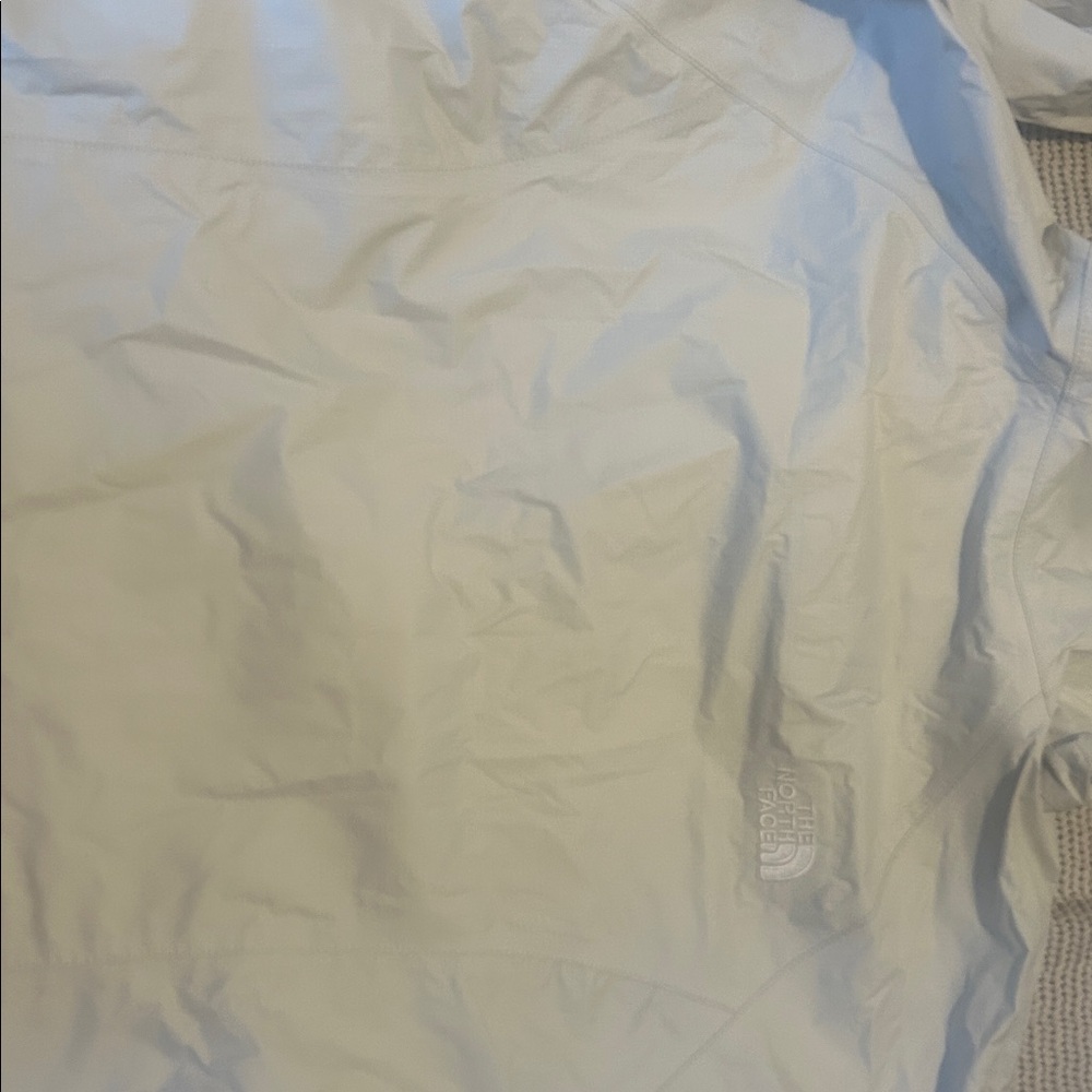 The North Face Women's Packable Rain Jacket - Cream - Picture 6 of 15